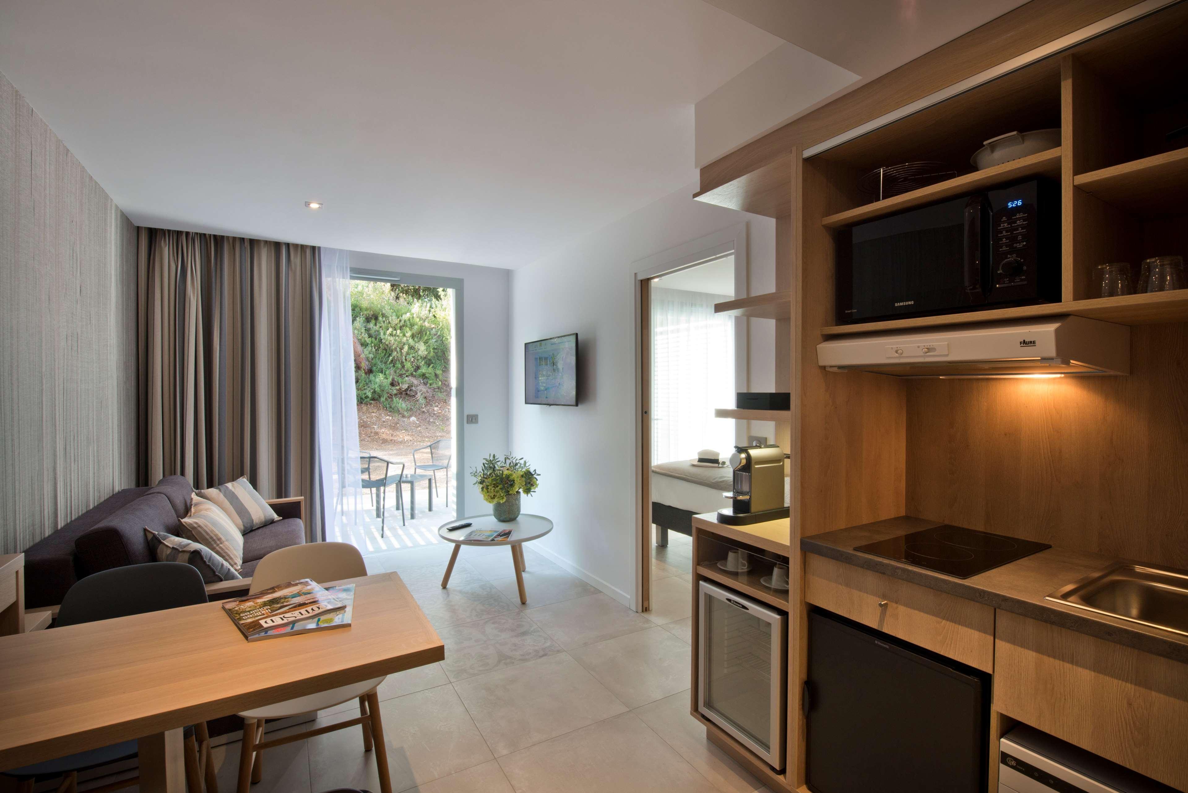 Golden Tulip Sophia Antipolis - Hotel & Spa Valbonne Zewnętrze zdjęcie