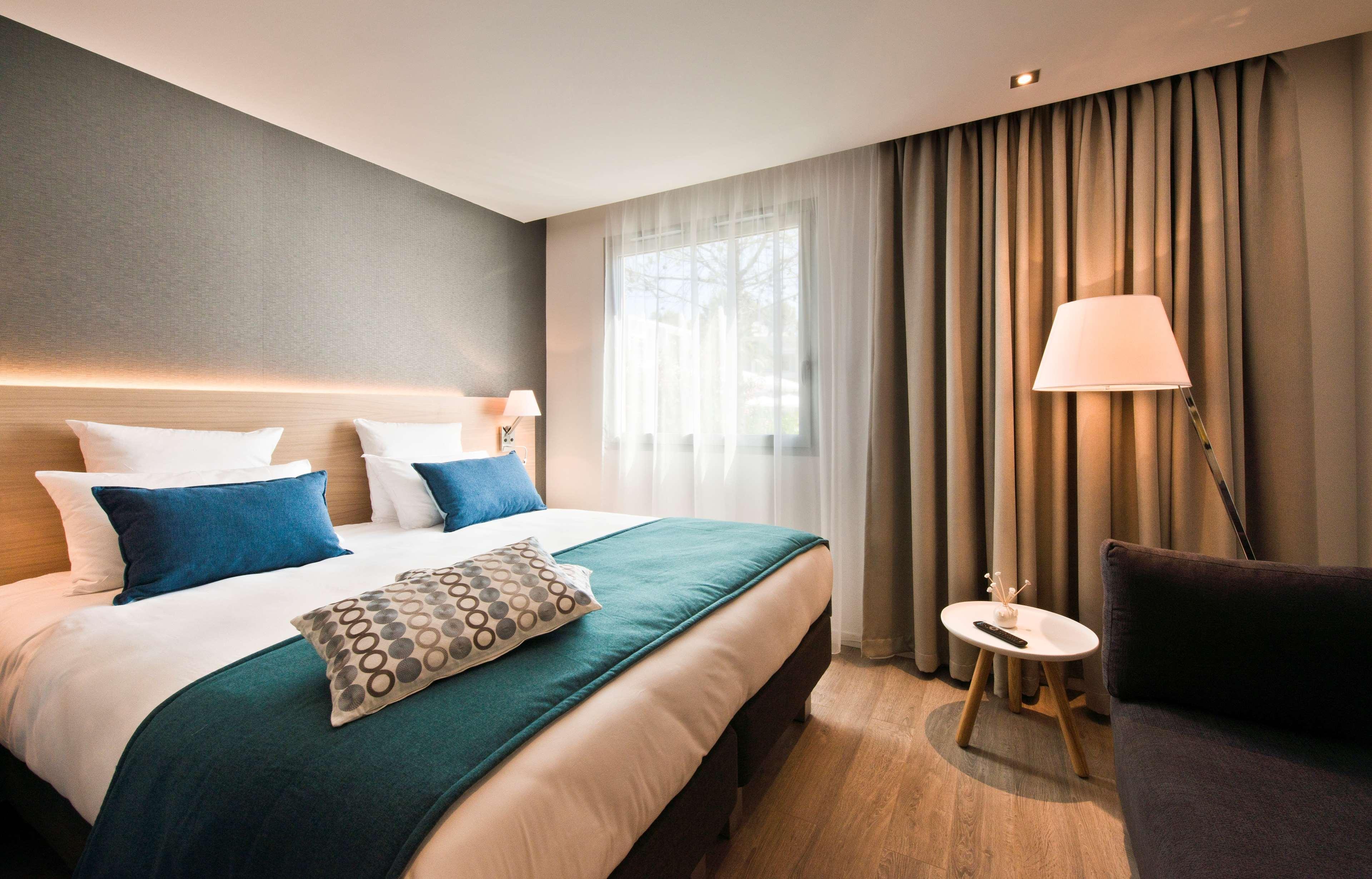 Golden Tulip Sophia Antipolis - Hotel & Spa Valbonne Zewnętrze zdjęcie