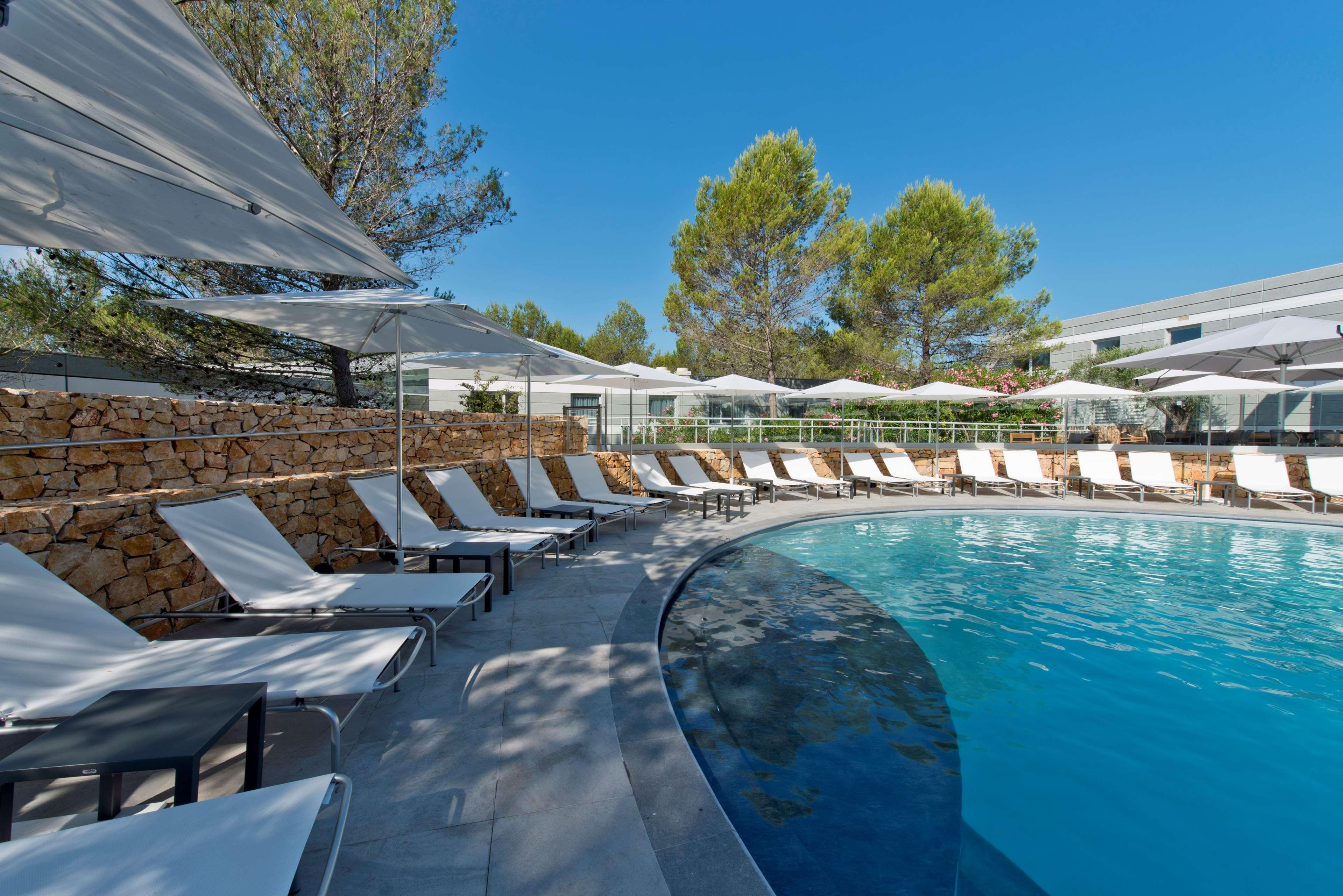 Golden Tulip Sophia Antipolis - Hotel & Spa Valbonne Zewnętrze zdjęcie